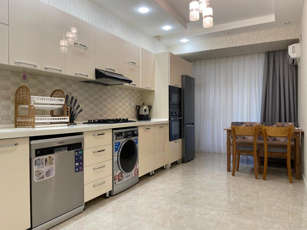 Park Azure Apartment บากู ภายนอก รูปภาพ